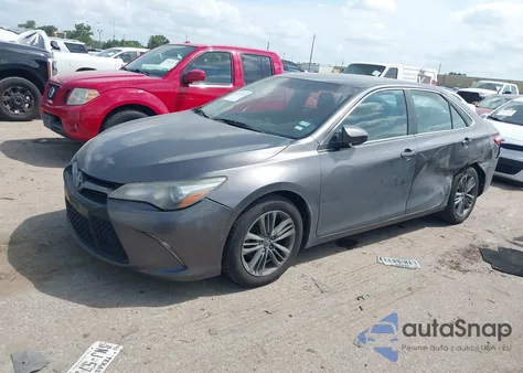 2017 Toyota Camry Se z USA, uszkodzony, nr VIN 4T1BF1FK7HU435717